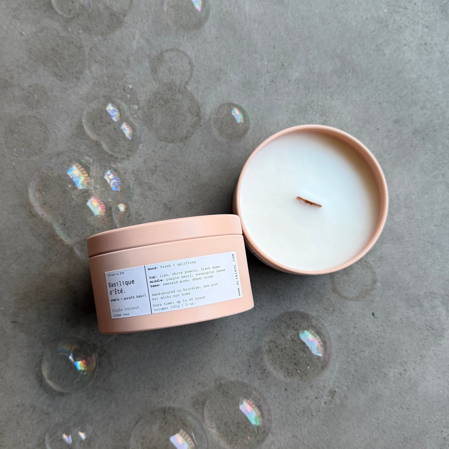 BASILIQUE D’ÉTÉ  | SPRING/SUMMER LIMITED EDITION VIRGIN COCONUT CRÈME WAX & WOODEN WICK TRAVEL CANDLE