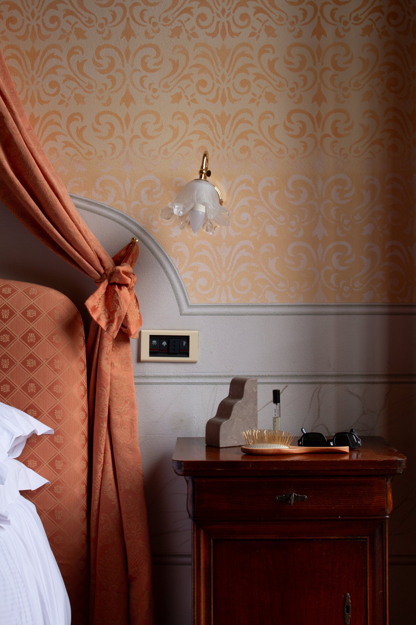 Cloud Bookend (Maison Rogue x the parmatile shop)