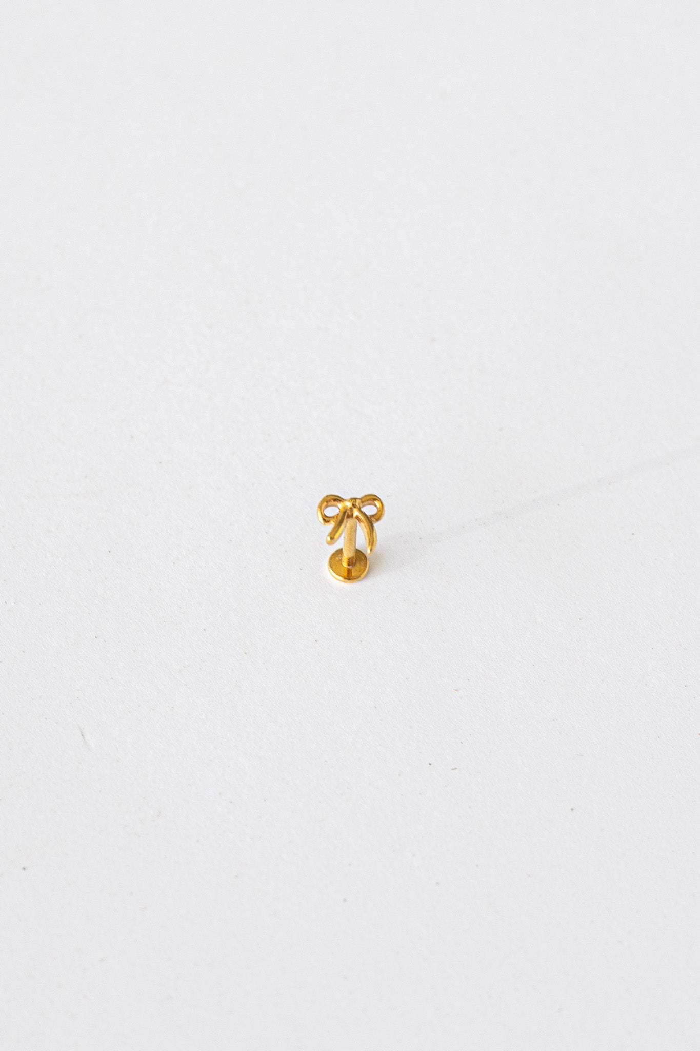 Bow Flat Back Stud - Osadia Concept Store