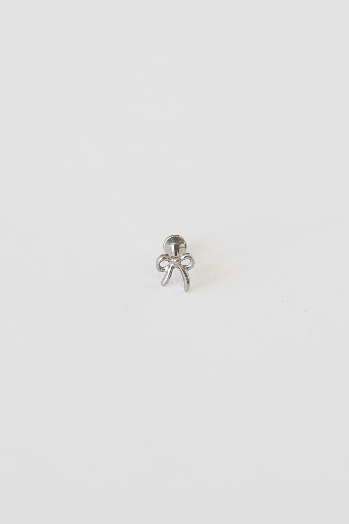 Bow Flat Back Stud - Osadia Concept Store