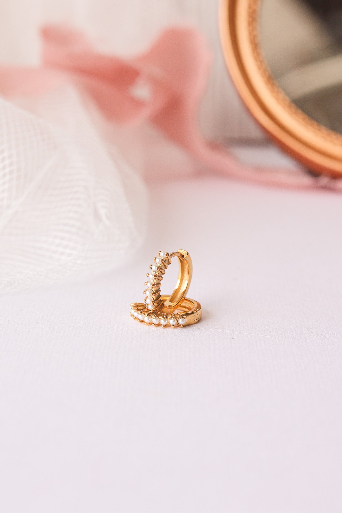 Pearl Mini Hoop - Osadia Concept Store
