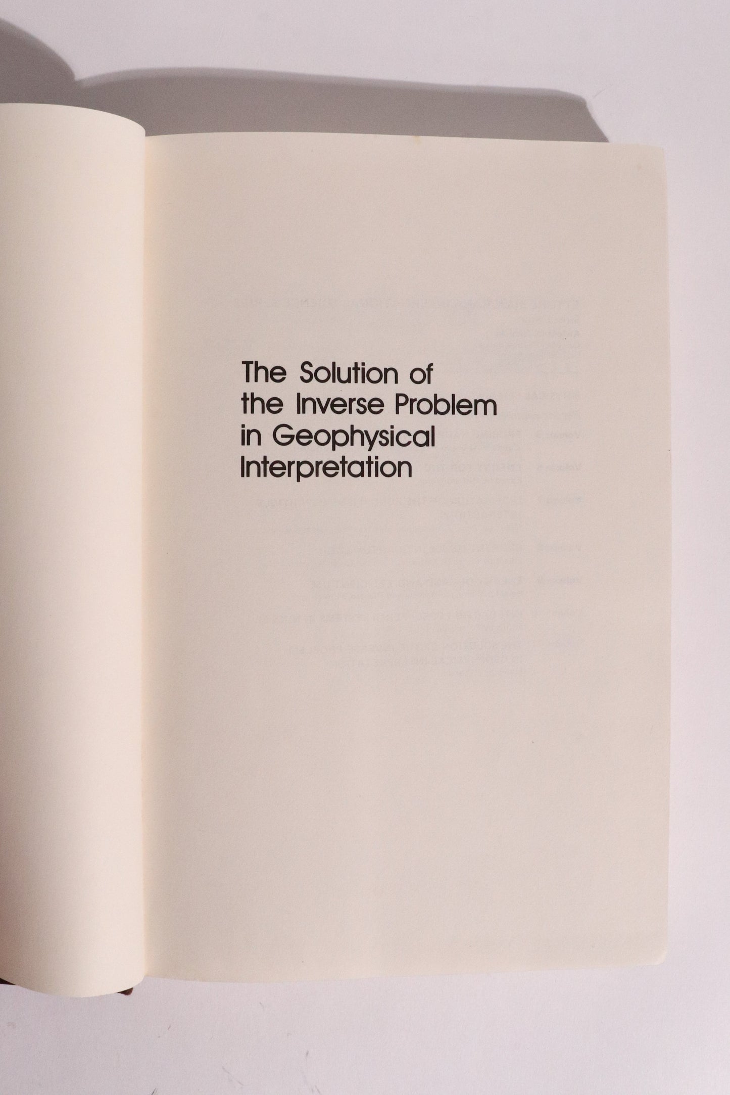 The Solution of the Inverse Problem in Geophysical Interpretation – R. Cassinis – 1981