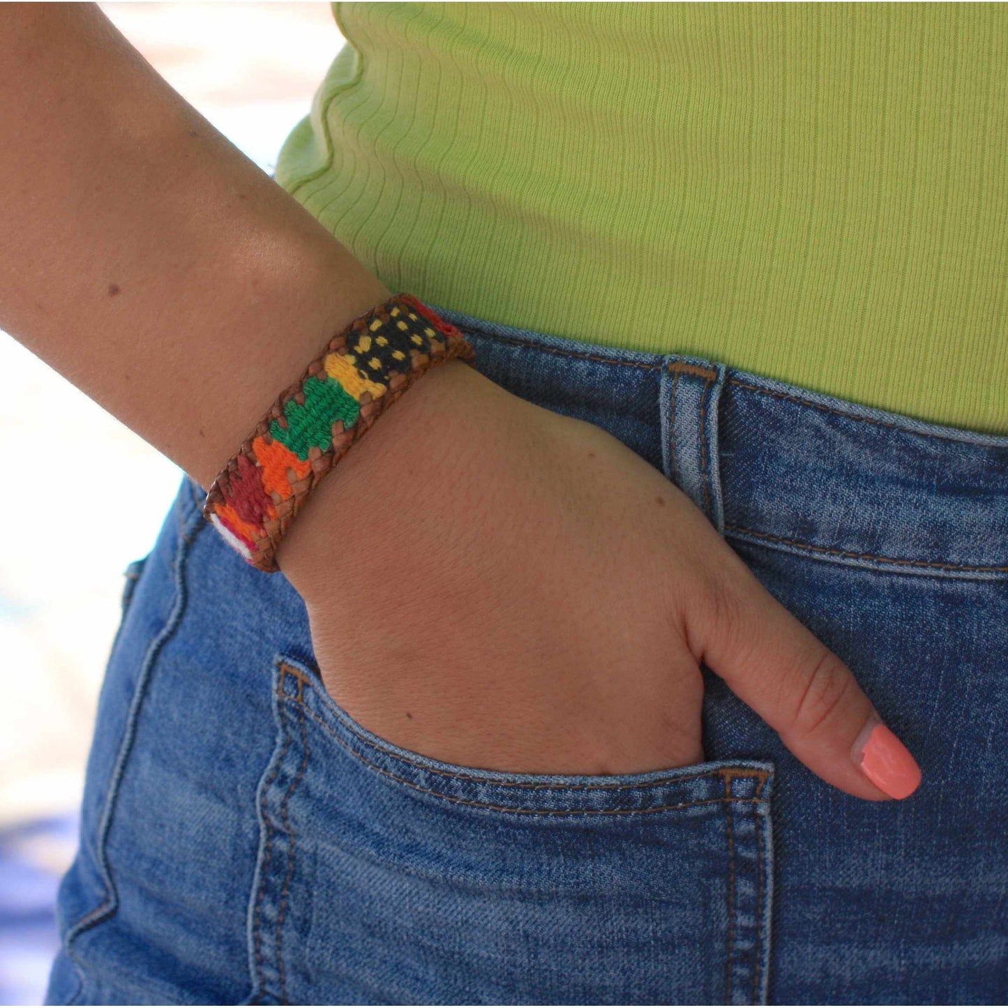Chula Handmade Fabric & Leather Snap-on Bracelet - Guatemala