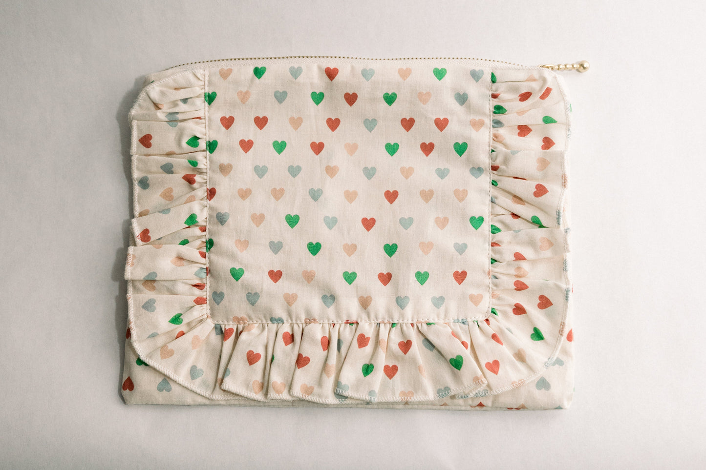 Vintage-Inspired “Hearts” Zippered Pouch - Osadia Concept Store