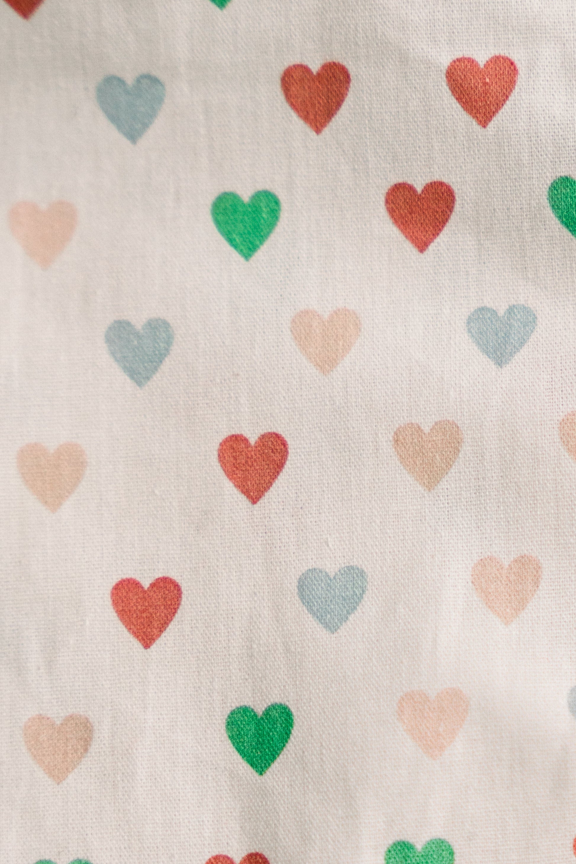 Vintage-Inspired “Hearts” Zippered Pouch - Osadia Concept Store