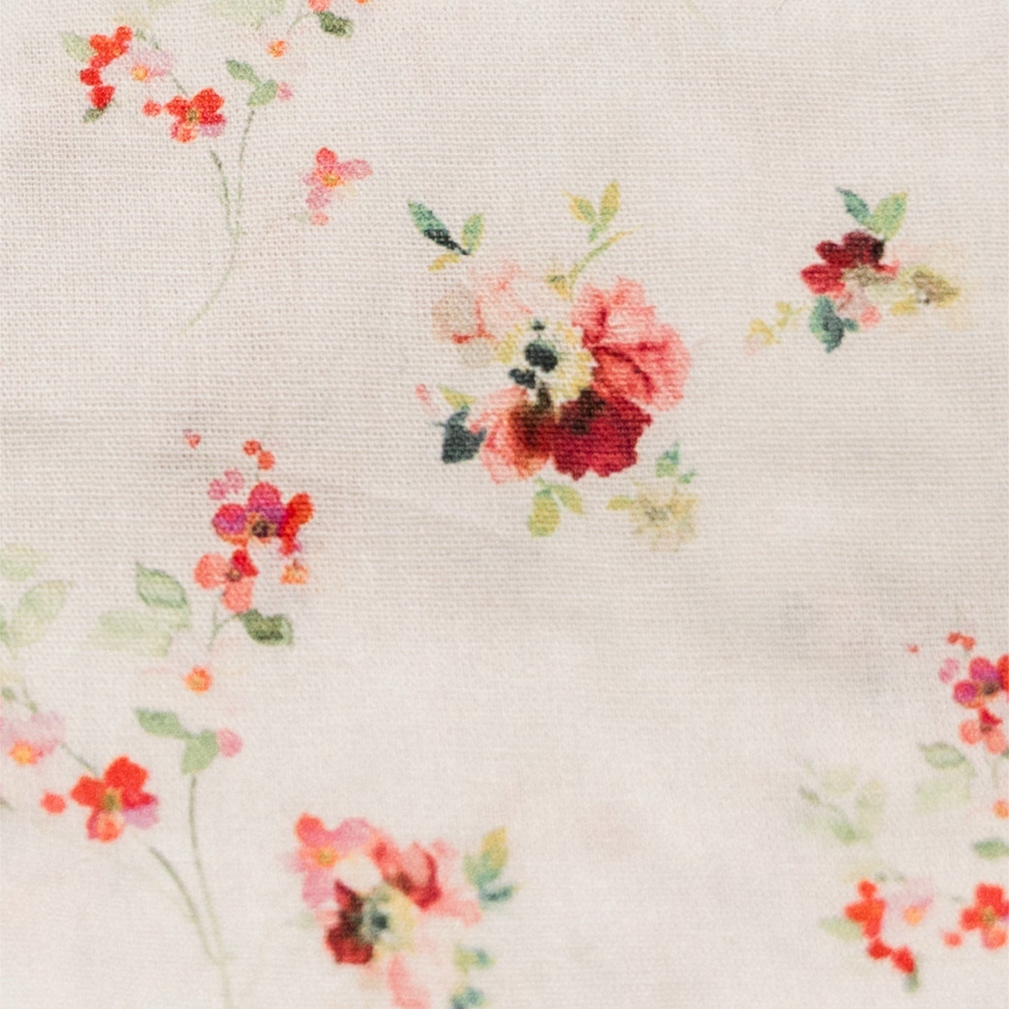 Vintage-Inspired Floral Pouch- Magnolia Springs - Osadia Concept Store