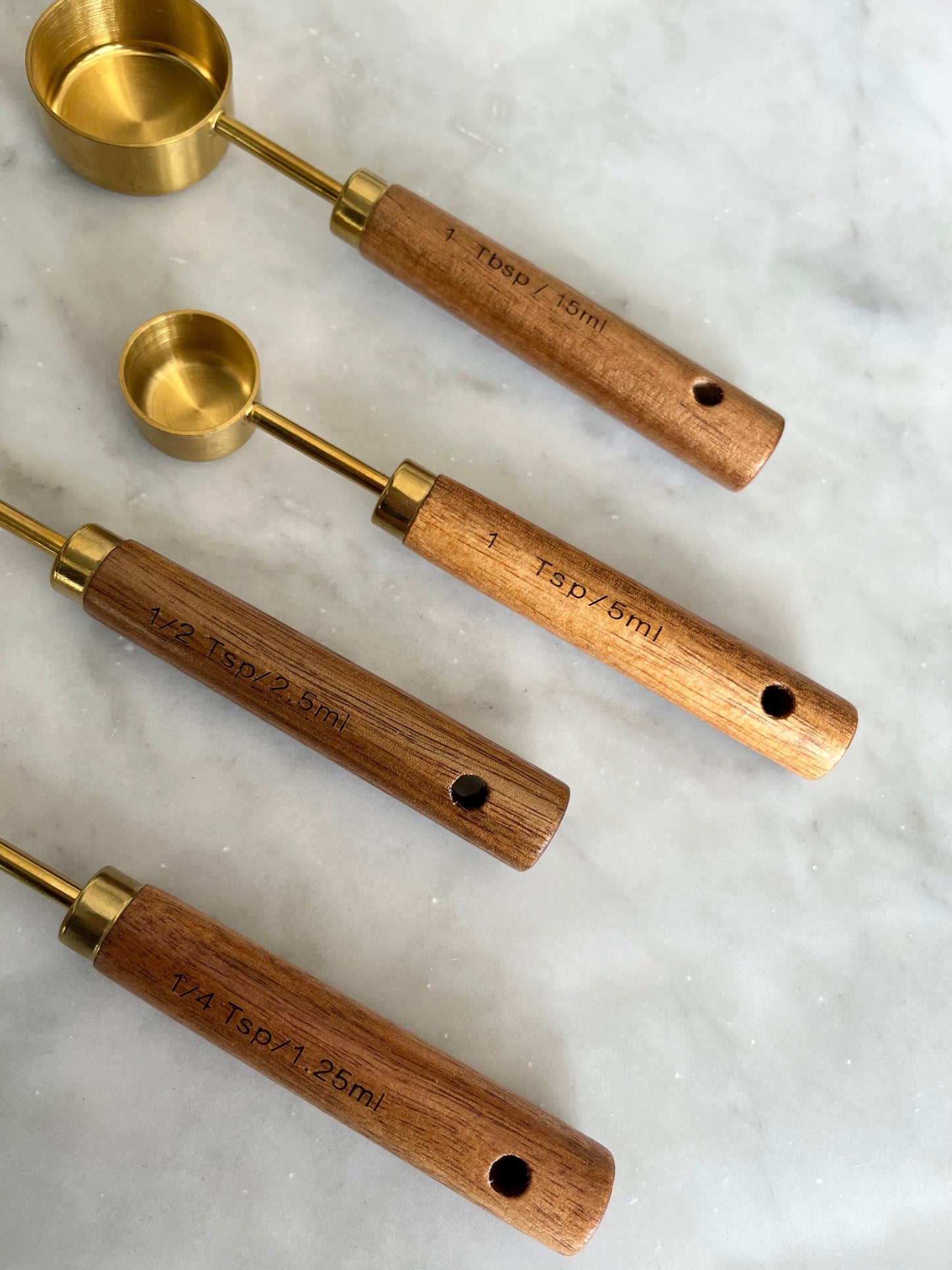 Acacia Wood and Gold Measuring Cups, Set of 8 - Osadia Concept Store
