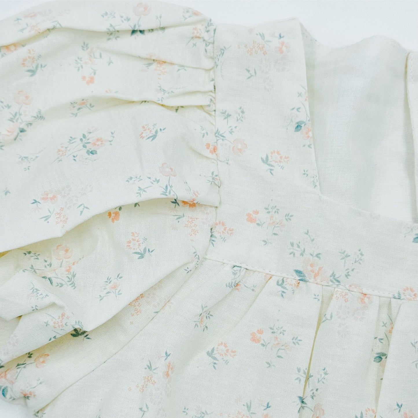Ruffle Hem Weekend Dress-Cottage Floral - Osadia Concept Store
