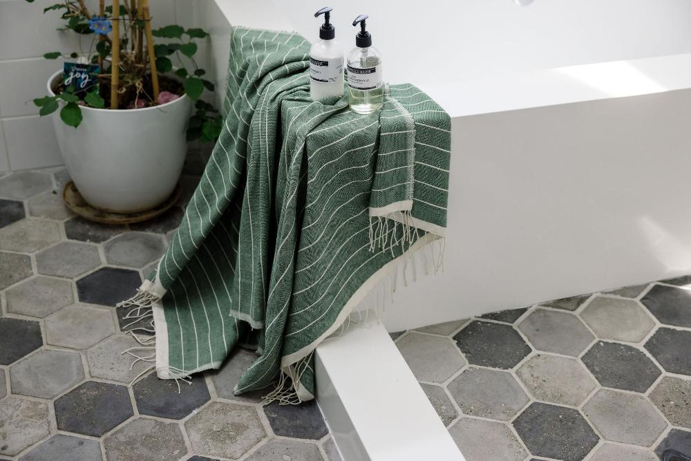 Jamma Handwoven Ethiopian Cotton Bath Towel