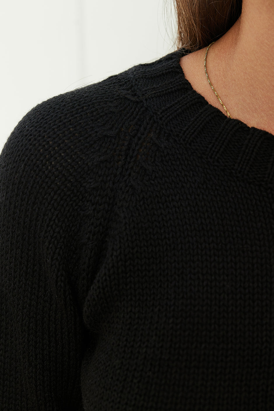 Sloane Crewneck in Black - Osadia Concept Store