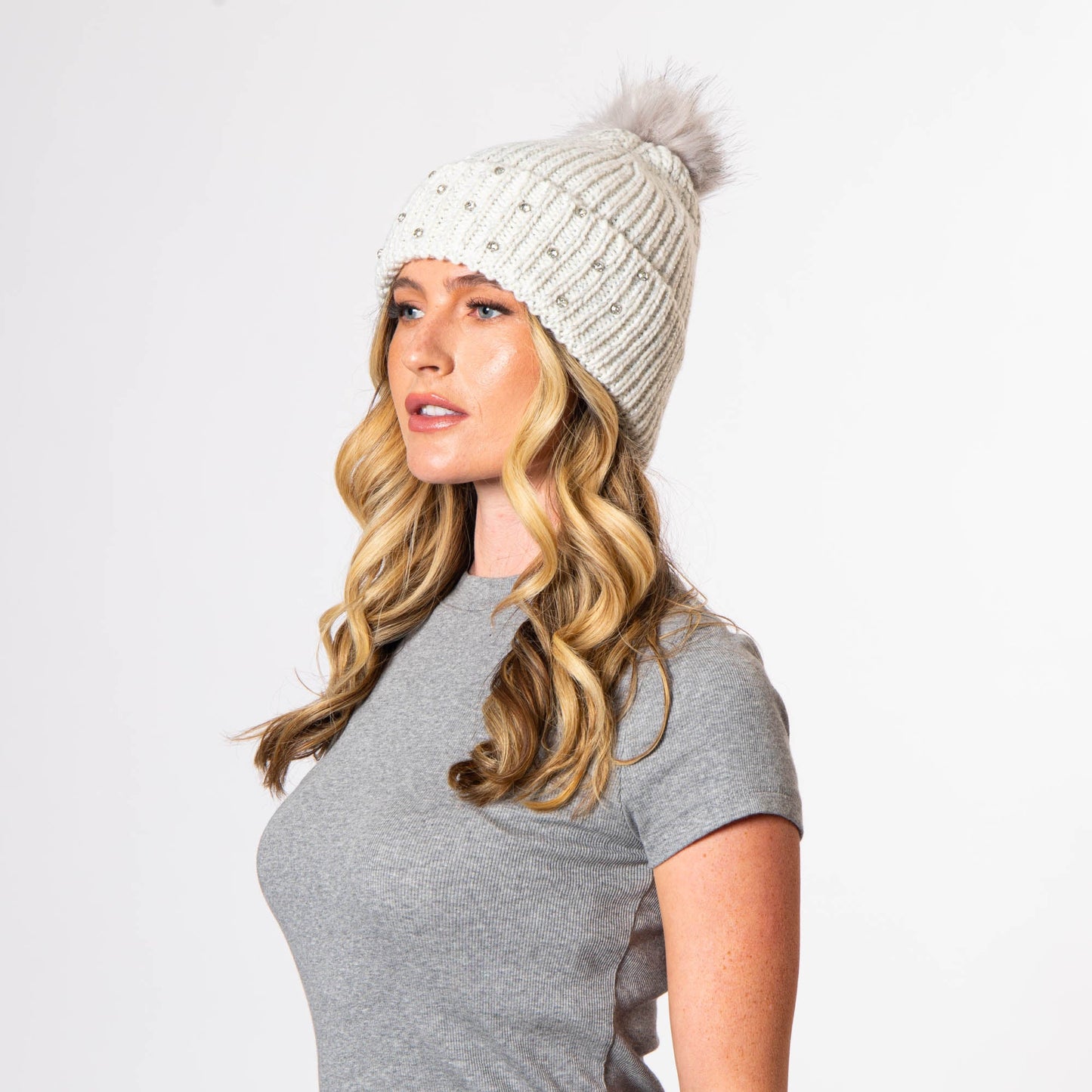 Roca - Ribbed Knit Beanie with Pom