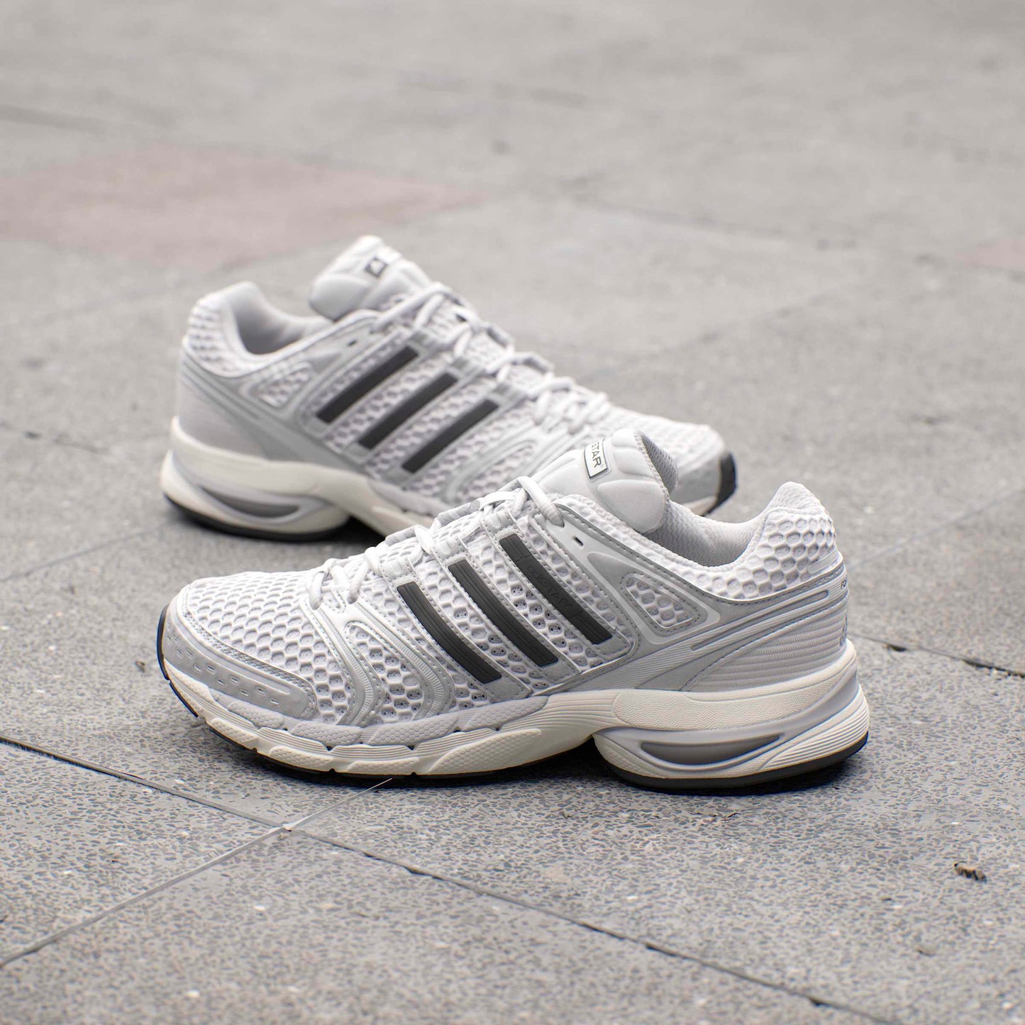 Adidas Mens Adistar Control 5 - Silver