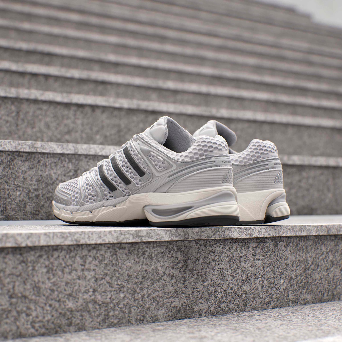 Adidas Mens Adistar Control 5 - Silver