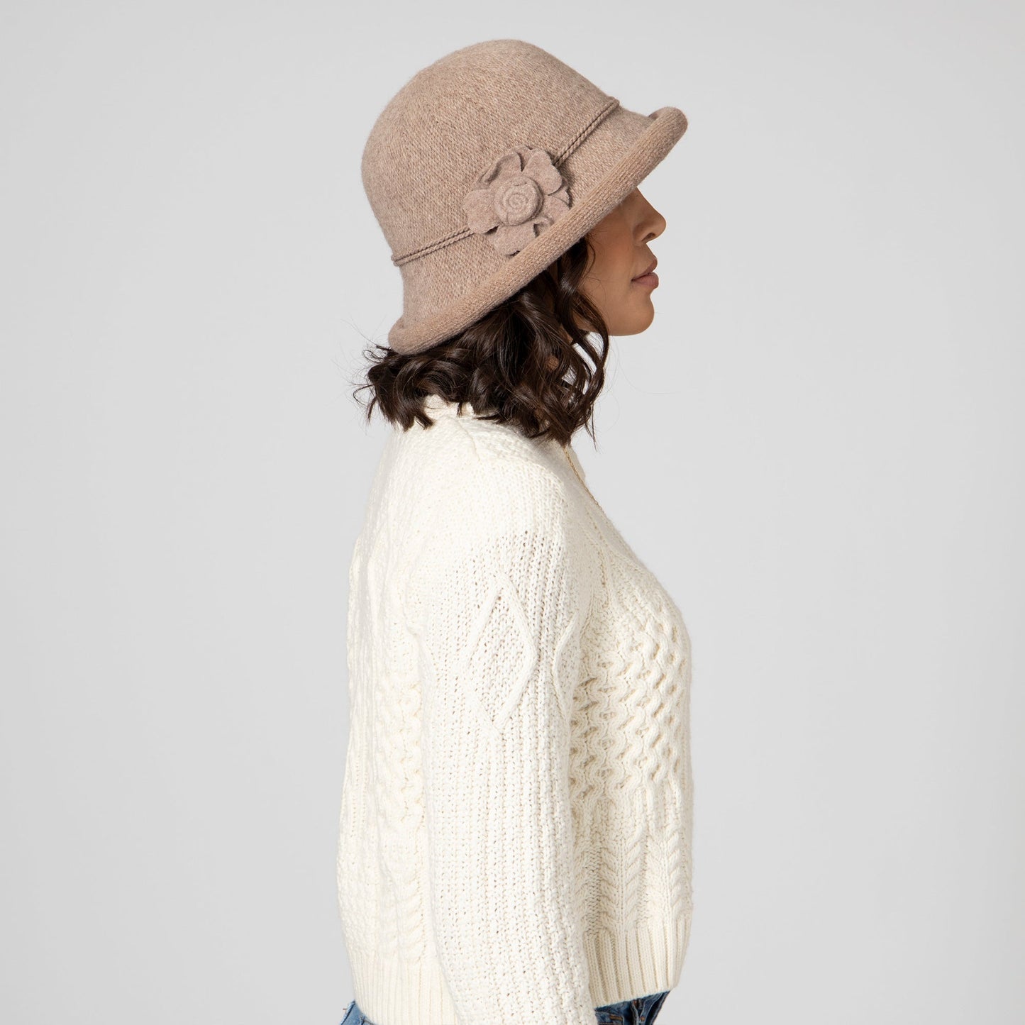Women's Knit Cloche w/Self Rosette Trim
