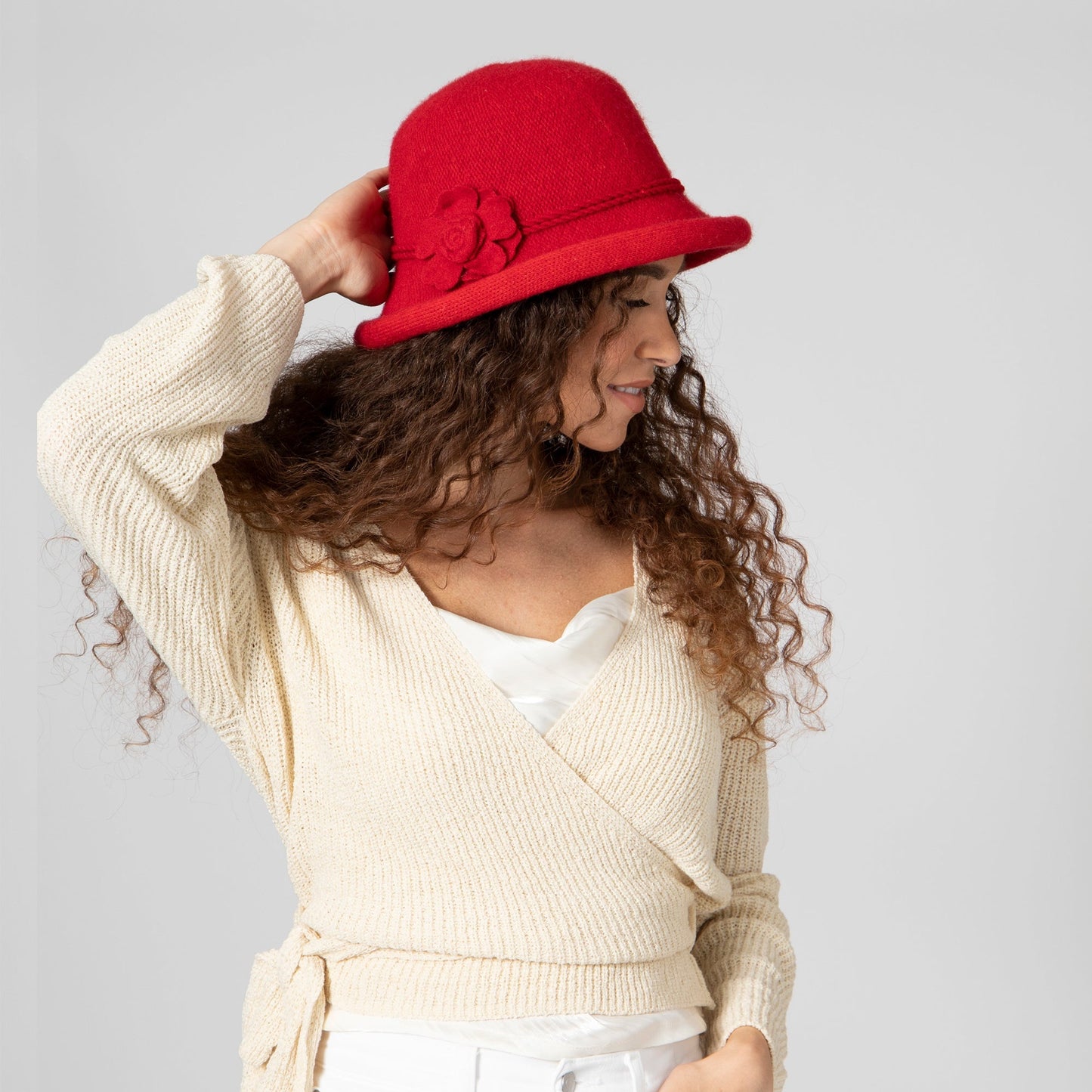 Women's Knit Cloche w/Self Rosette Trim