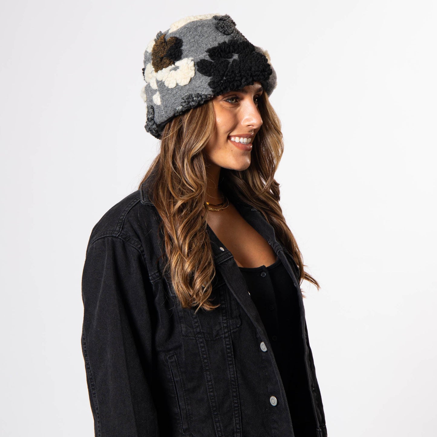 Keyes - Wool Blend Cuffed Beanie with Sherpa Flowers - KNH8084