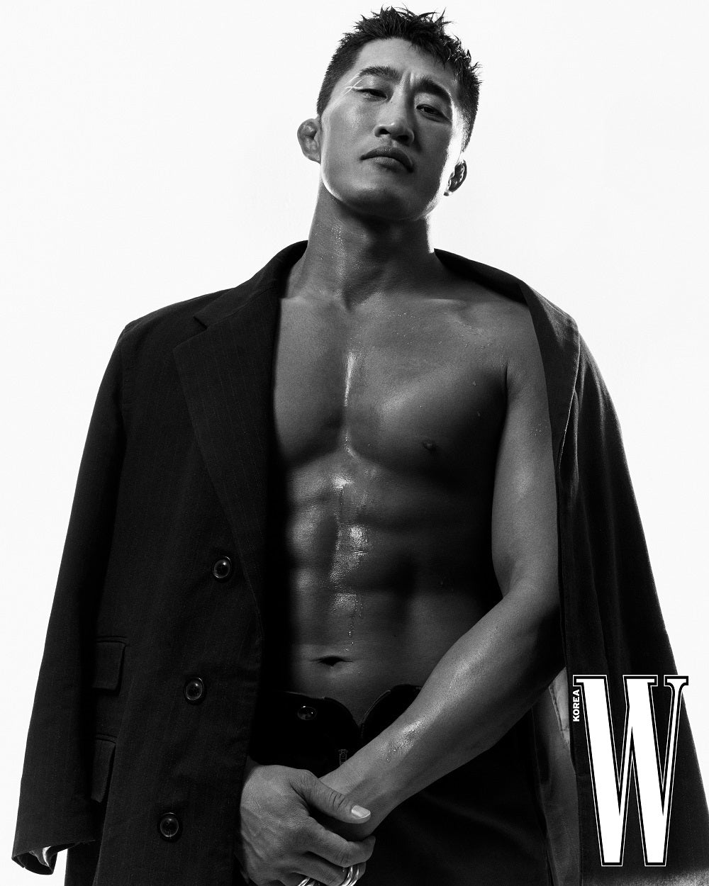 Jisoo W Magazine 2024 Volume 4