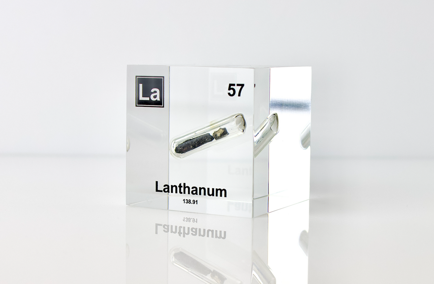 Lanthanum Element Cube