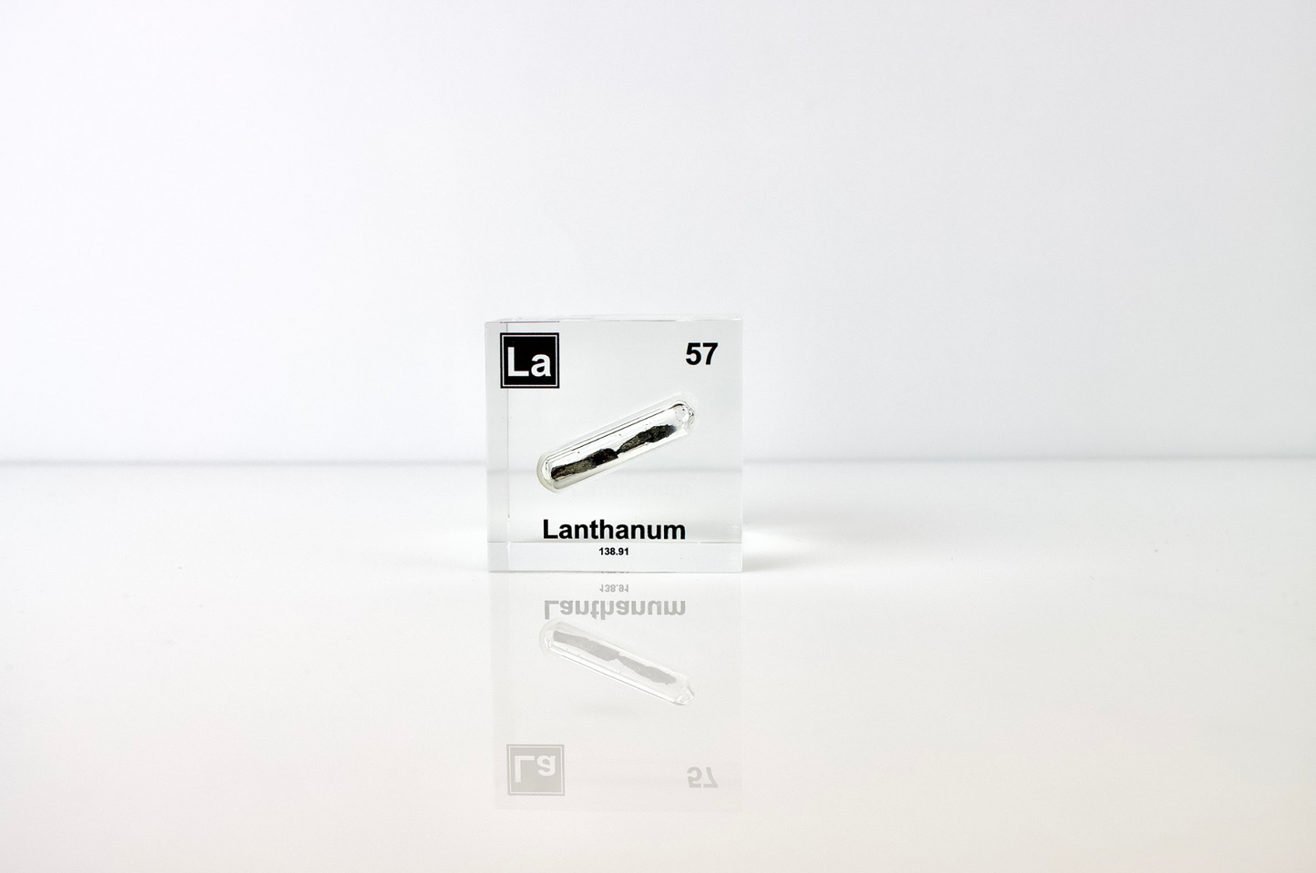 Lanthanum Element Cube