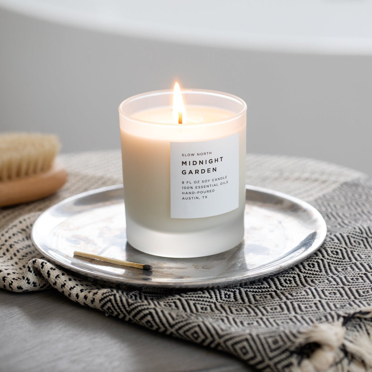 Midnight Garden - Signature Candle (Lavender + Rosemary + Geranium) - Osadia Concept Store