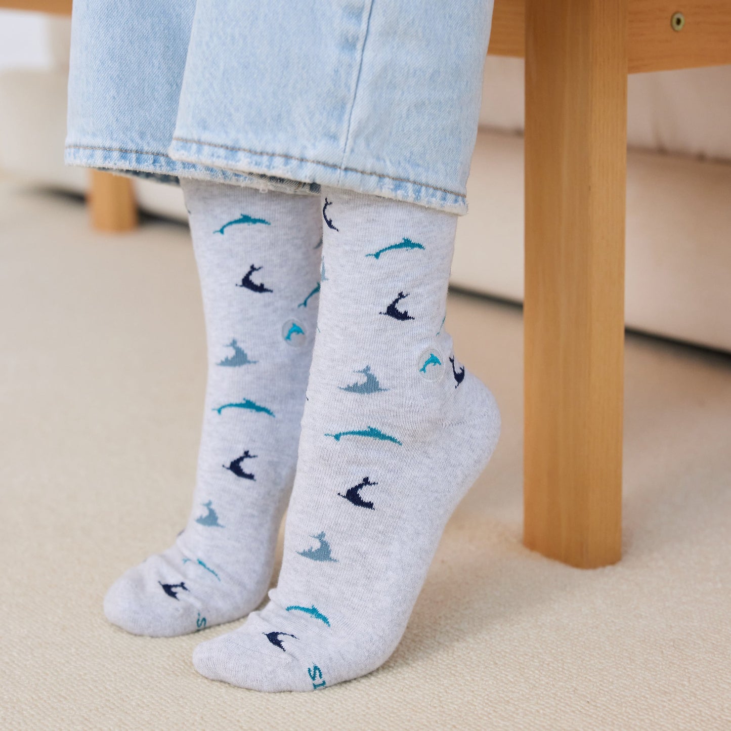 Socks that Protect Dolphins