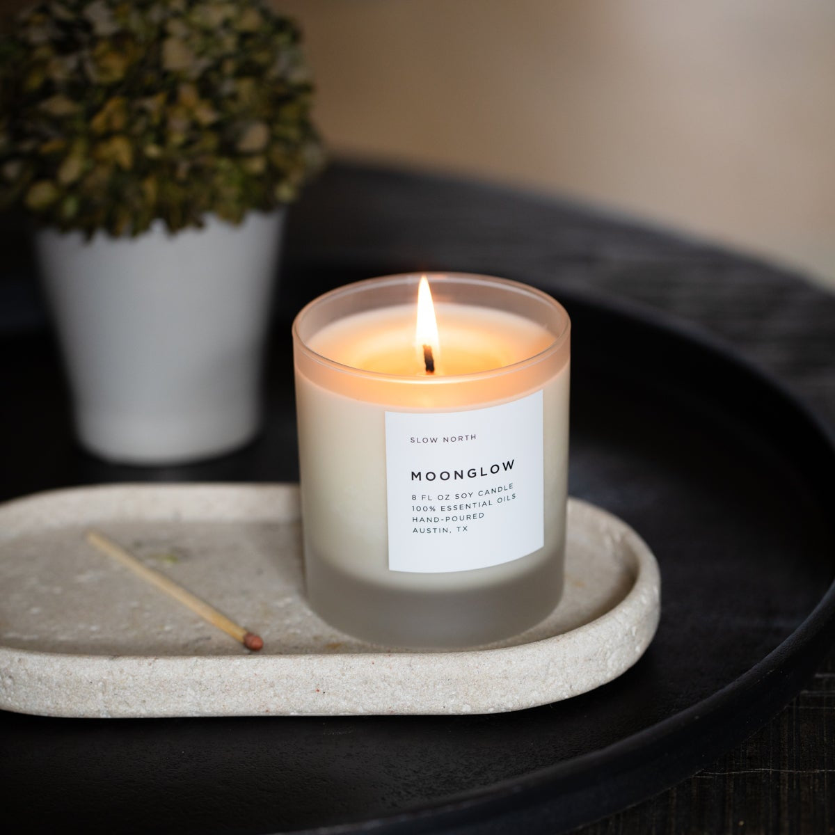Moonglow - Signature Candle (Patchouli + Cinnamon + Black Pepper) - Osadia Concept Store