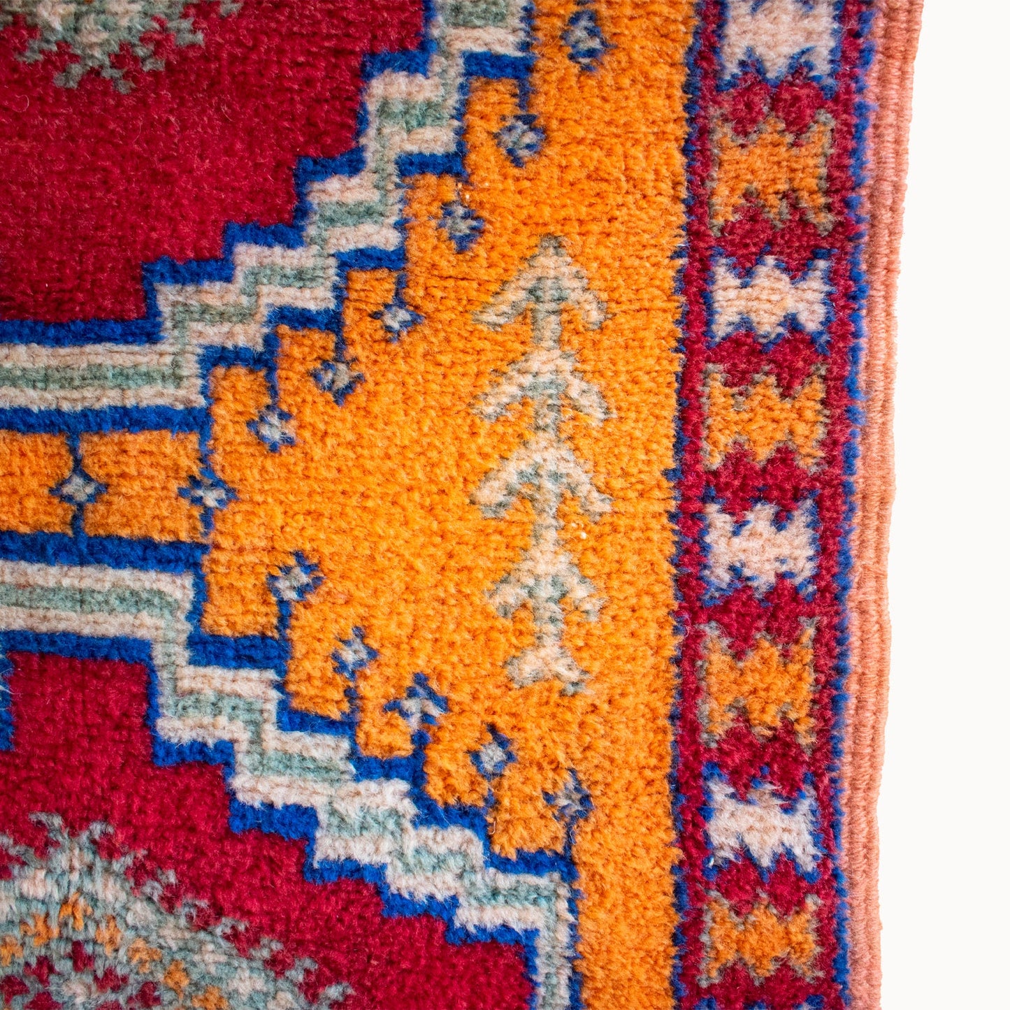 Vintage Moroccan Rug | 2'8" x 4'5"