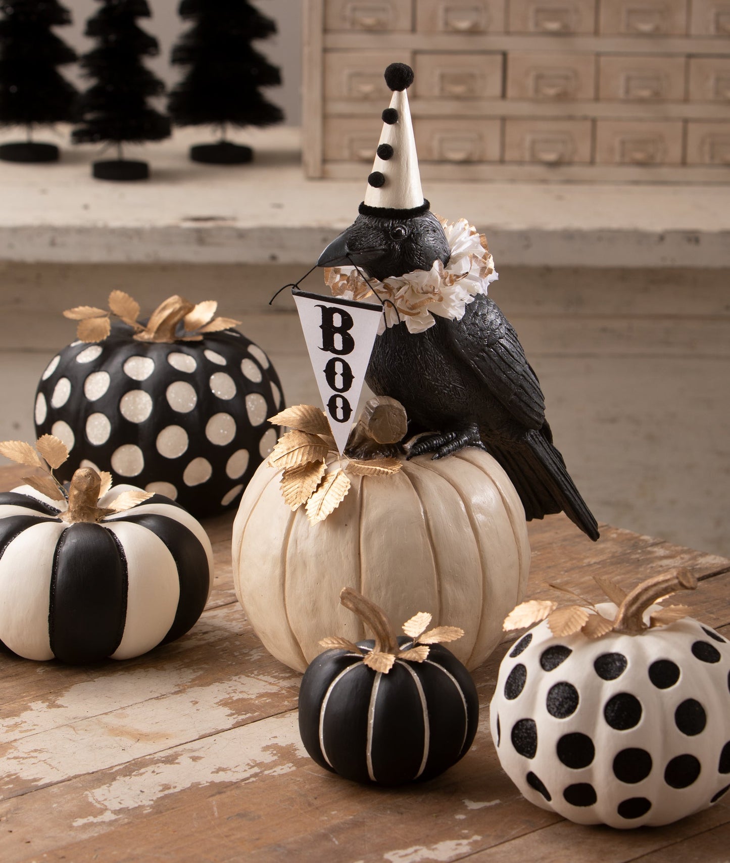 Midnight Messenger Crow | Halloween Decor | Bethany Lowe