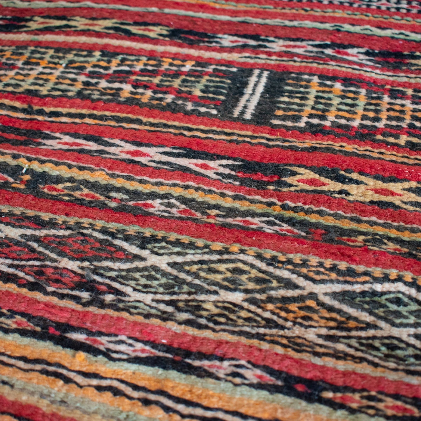 Todd Vintage Moroccan Flat-weave Kilim Rug | 2'10" x 5'4"