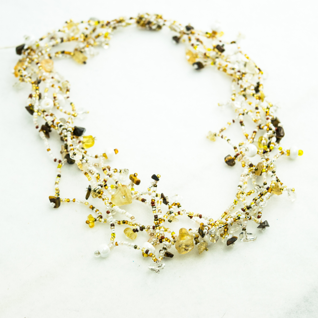 Luzy Beaded Necklace with Magnetic Closure - Guatemala