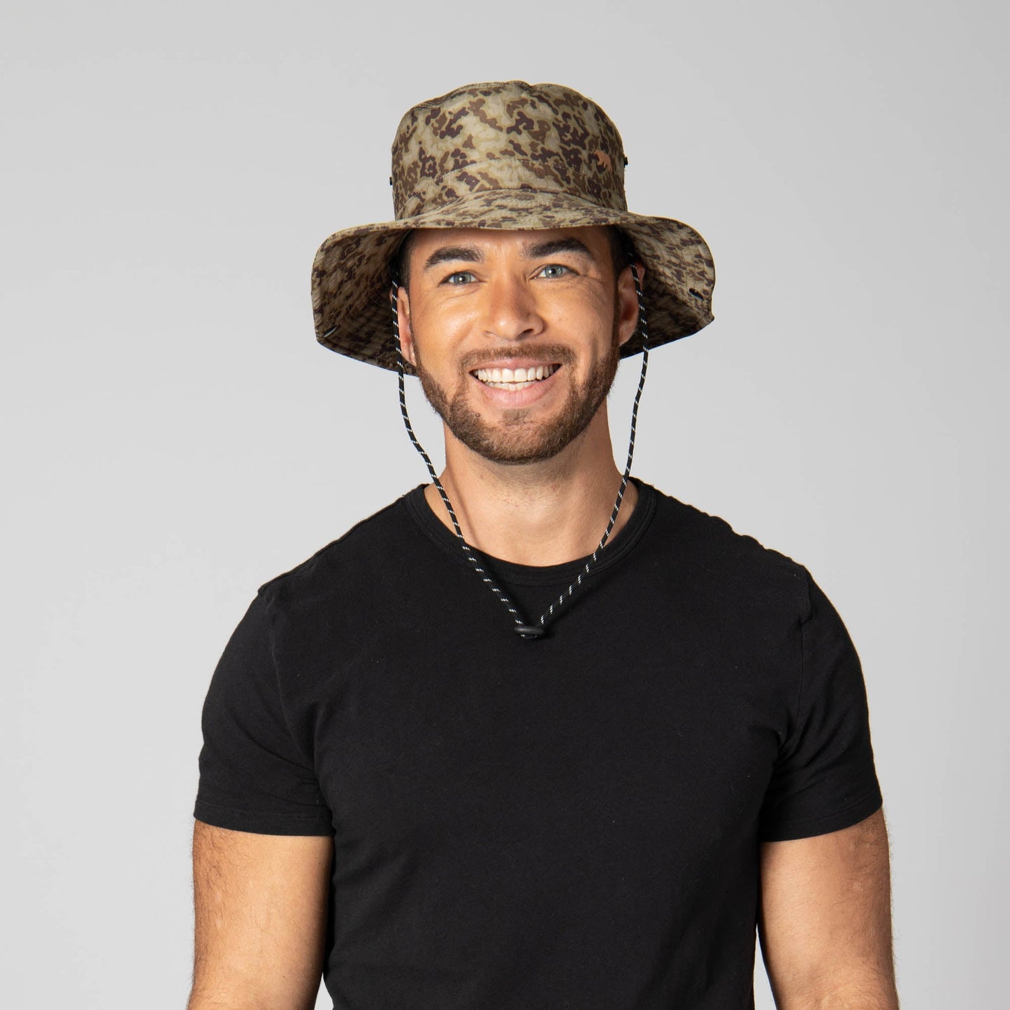 Outdoor Boonie Hat with Neck Flap and Adjustable Chin Cord