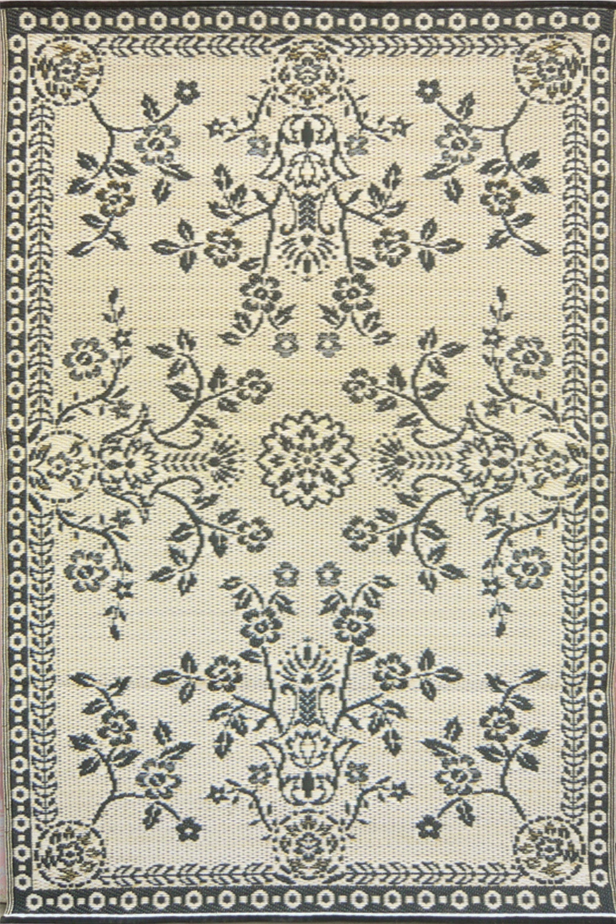 Garland Black & Tan