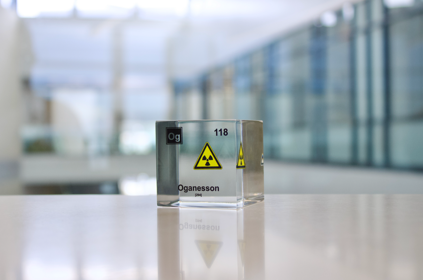 Oganesson Element Cube