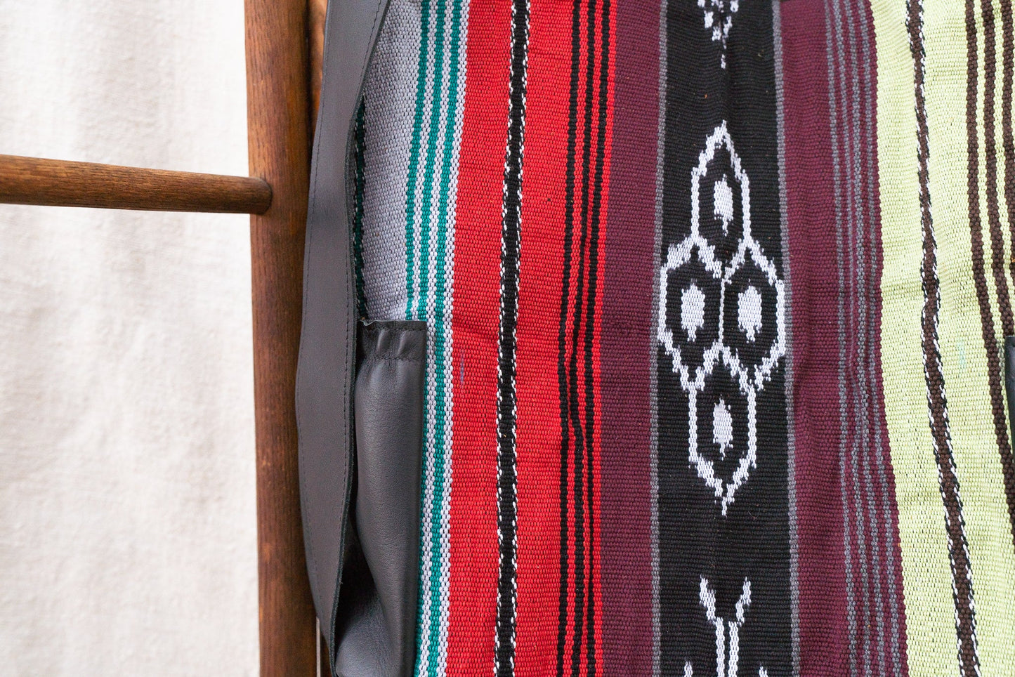Patzik - Red Nawala - Black Leather