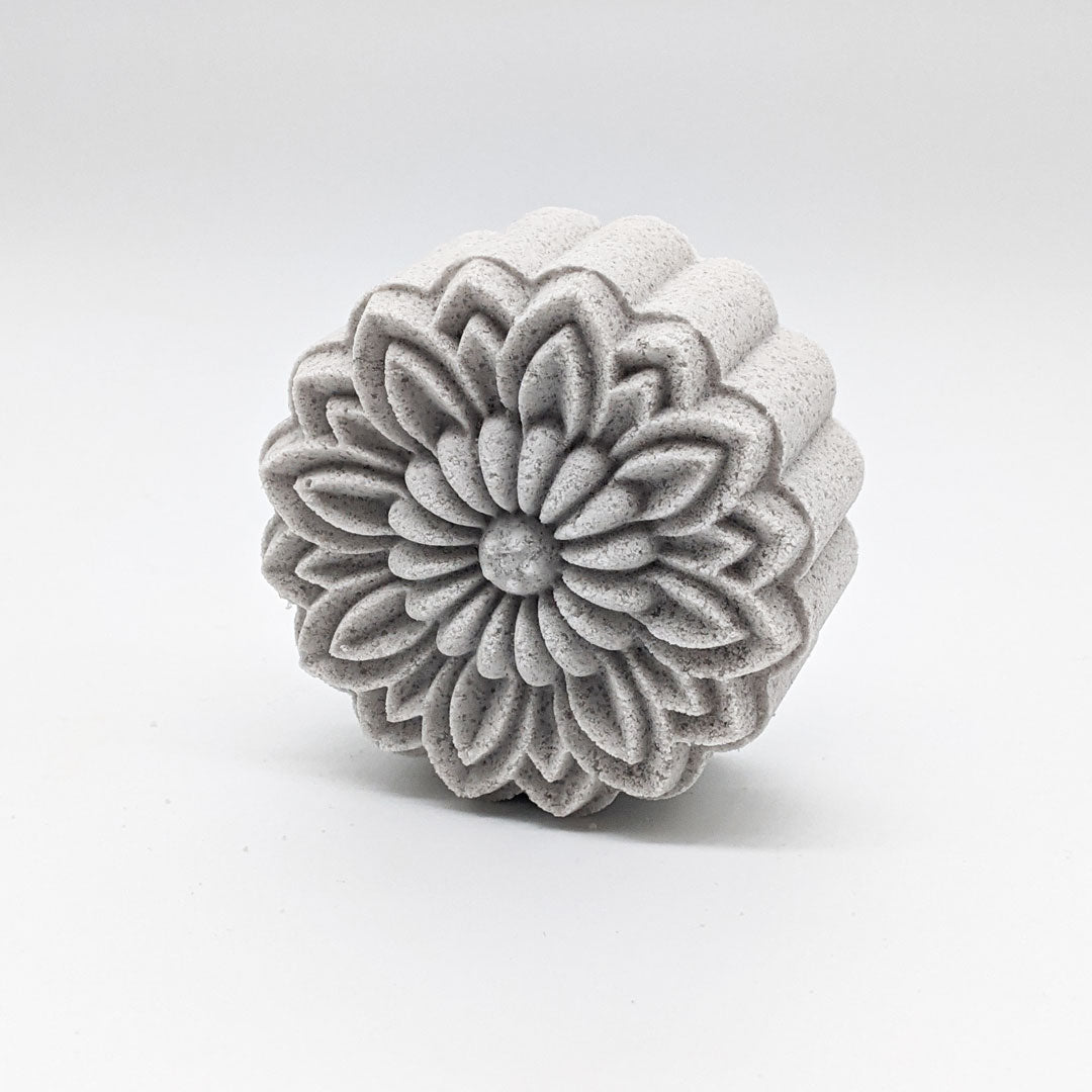 Lavish Lavender Bath Bomb - Osadia Concept Store