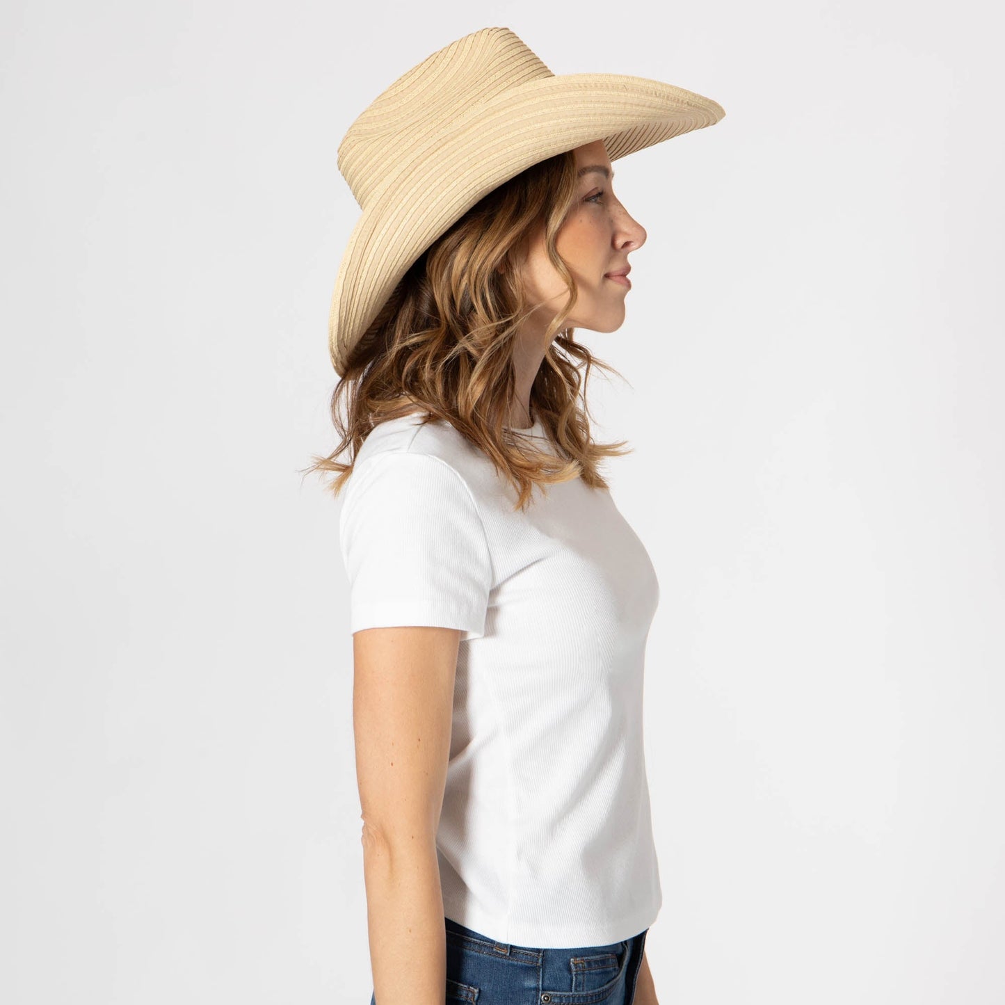 Luz - Cattleman's Crease Cowboy with Rolled Wire Brim