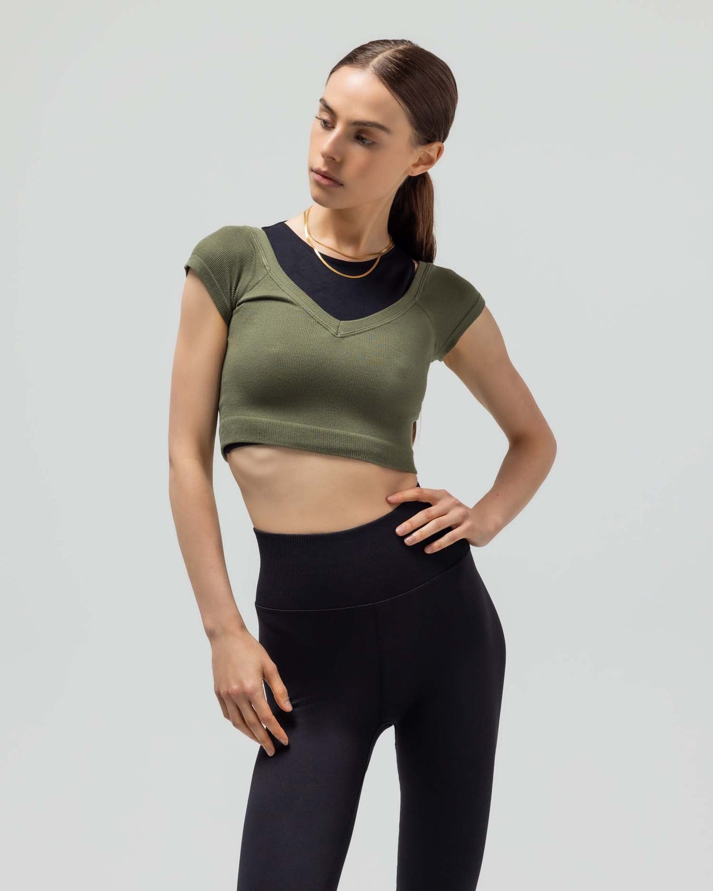 RIBBED CAP SLEEVE CROP TOP