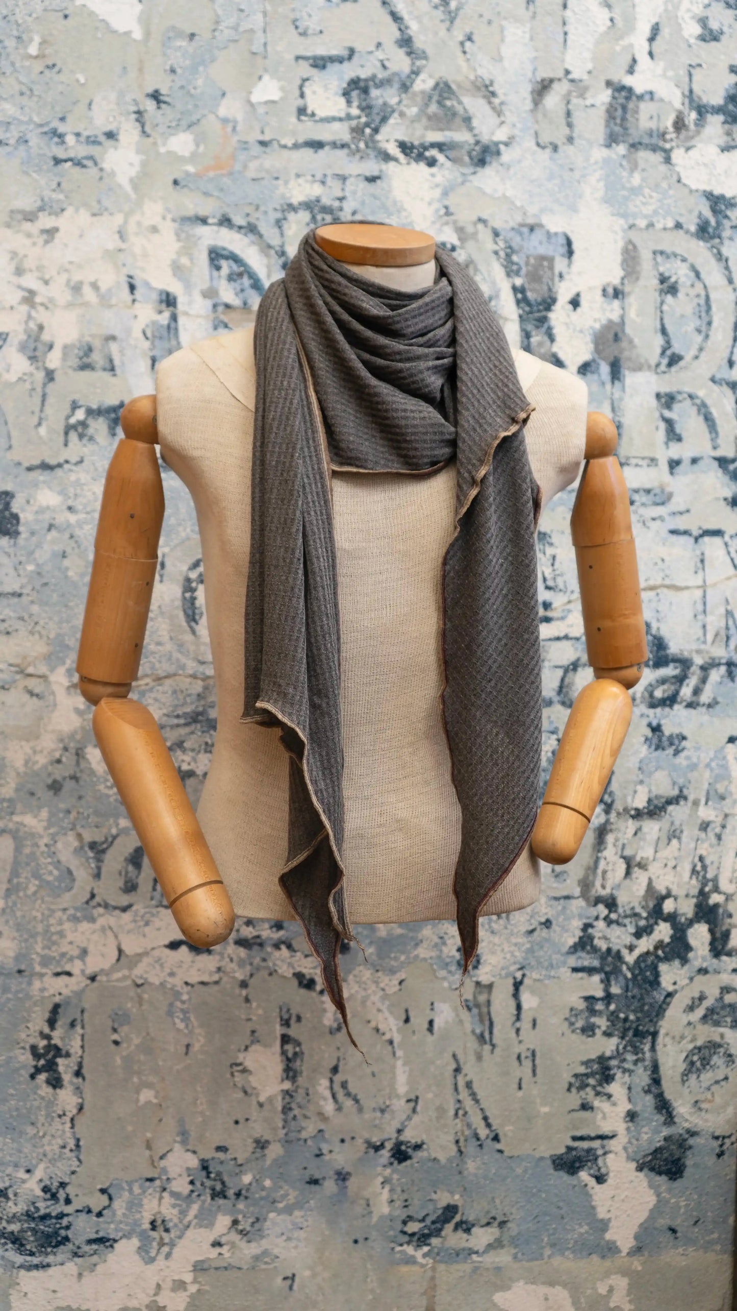 Regal Snuggles Scarf - Osadia Concept Store