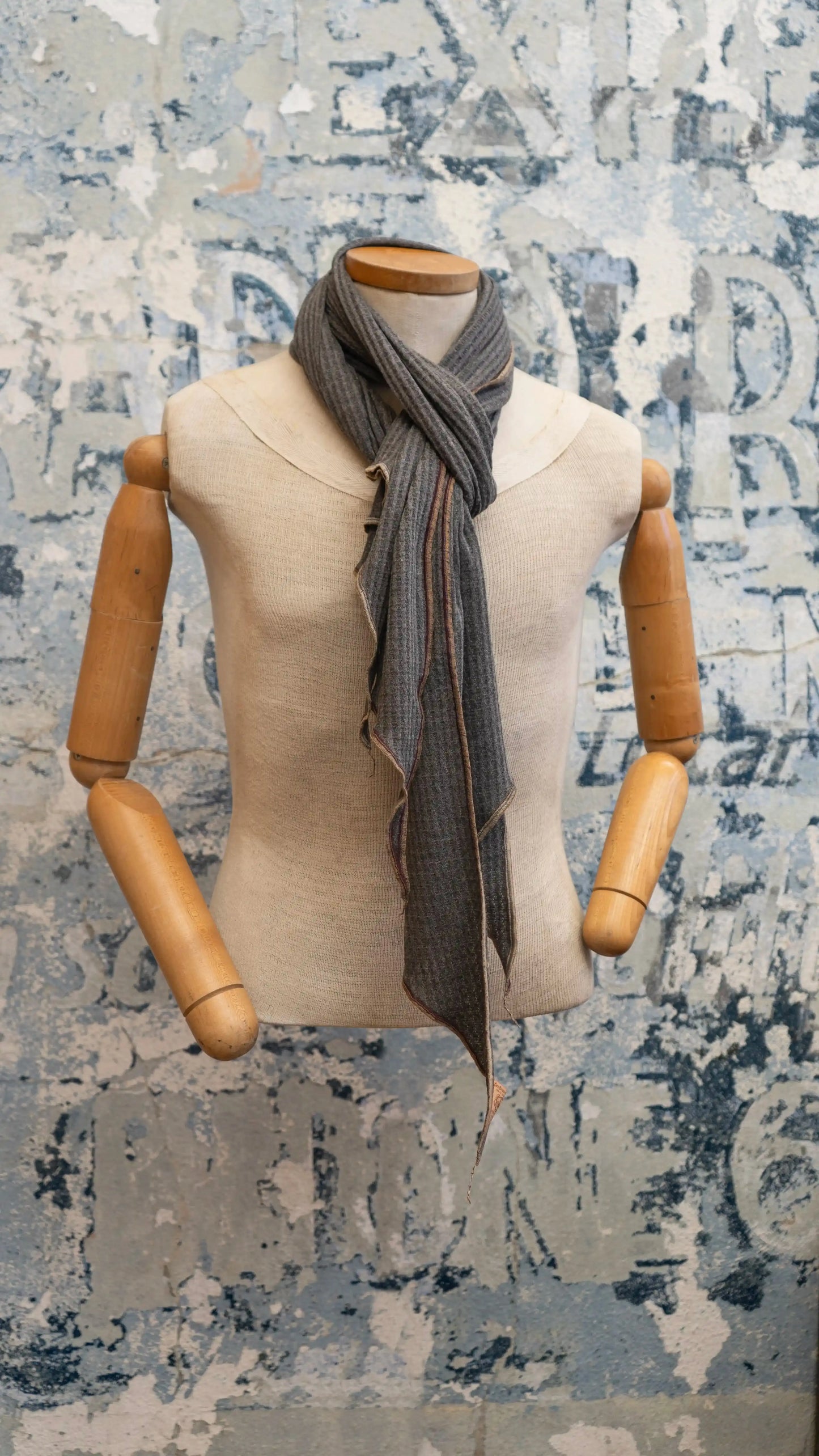Regal Snuggles Scarf - Osadia Concept Store