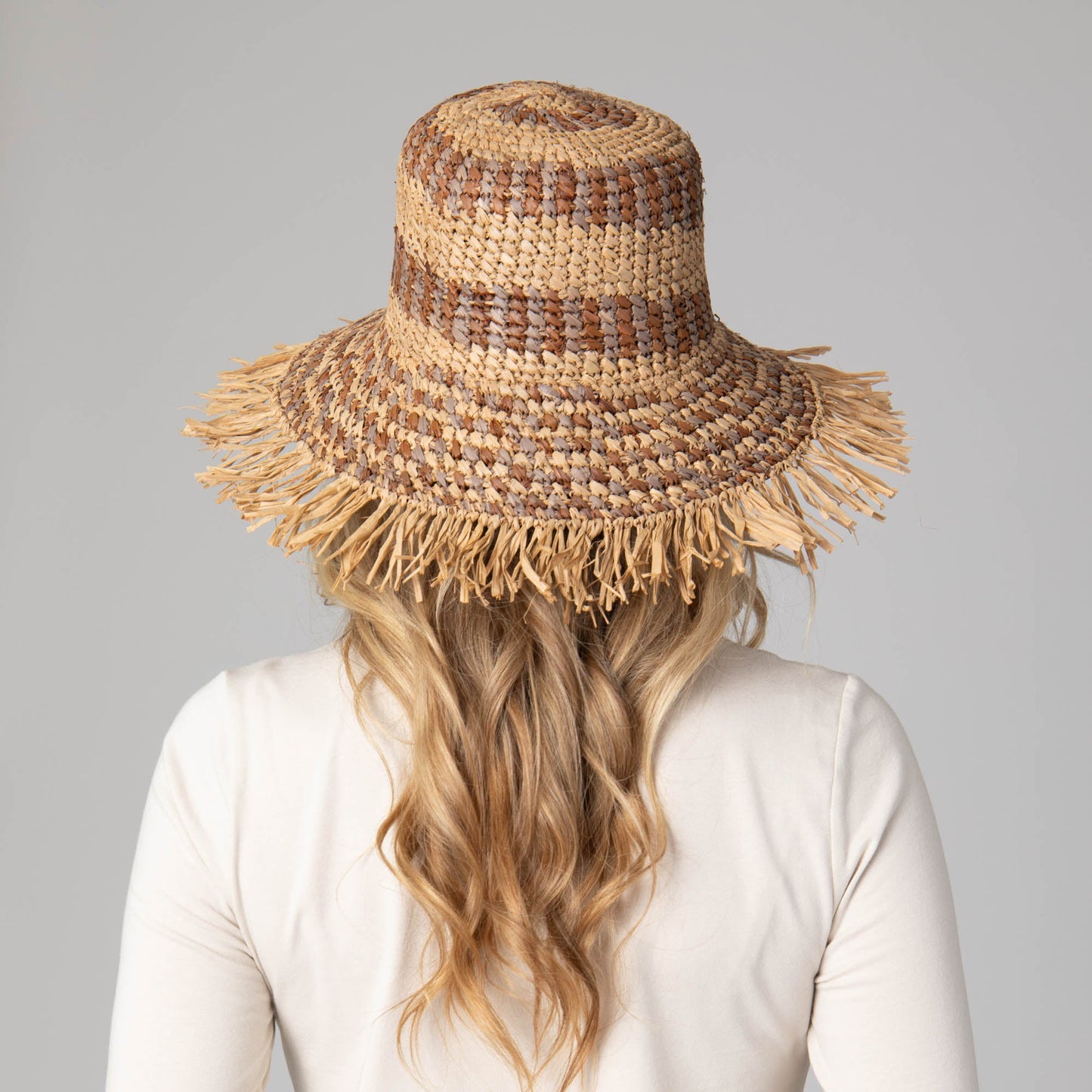 Waverly Women's Frayed Edge Bucket