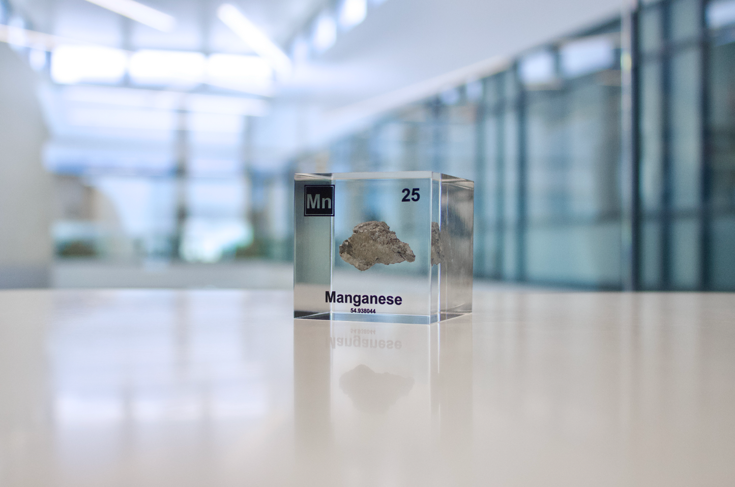 Manganese Element Cube
