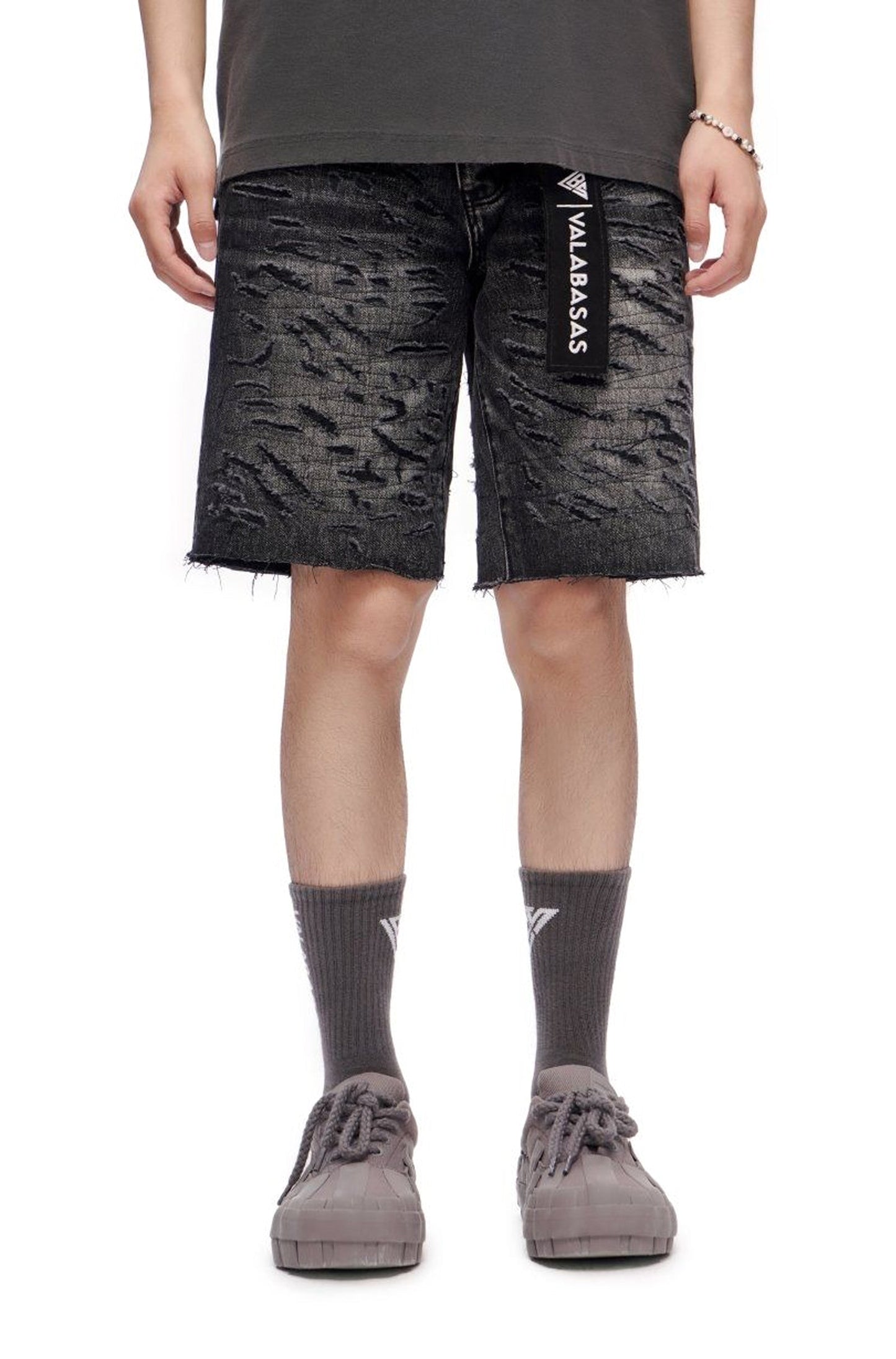 Valabasas Scrape Shorts - Grey Wash