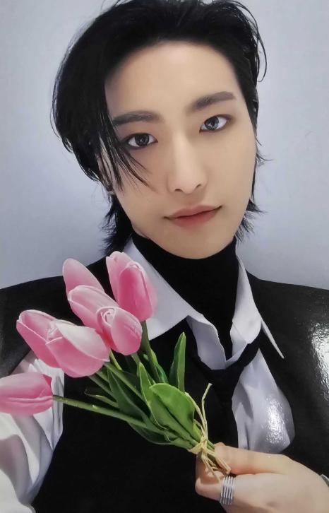 ATEEZ Golden Hour Pob Photocards (Flower Version)
