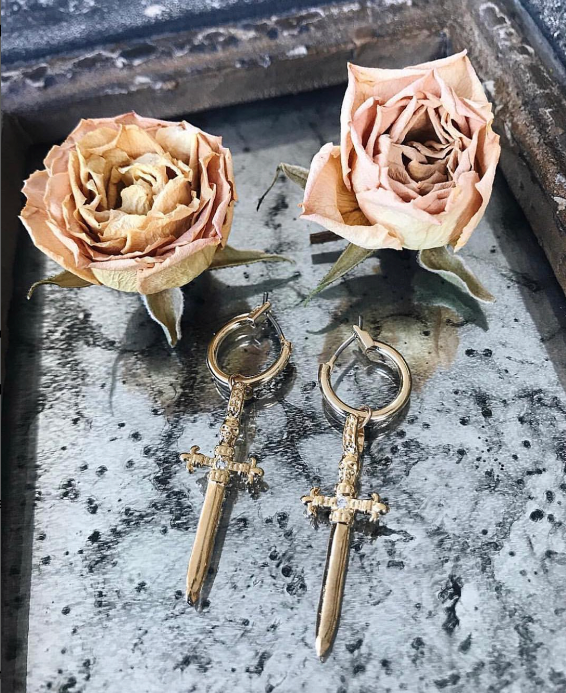 The Alexandra Hoop Earrings - Gold