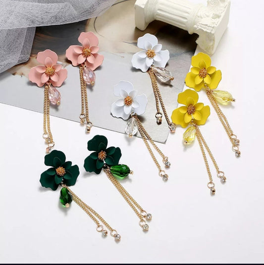 Flower Shaped Strip Drop Earrings