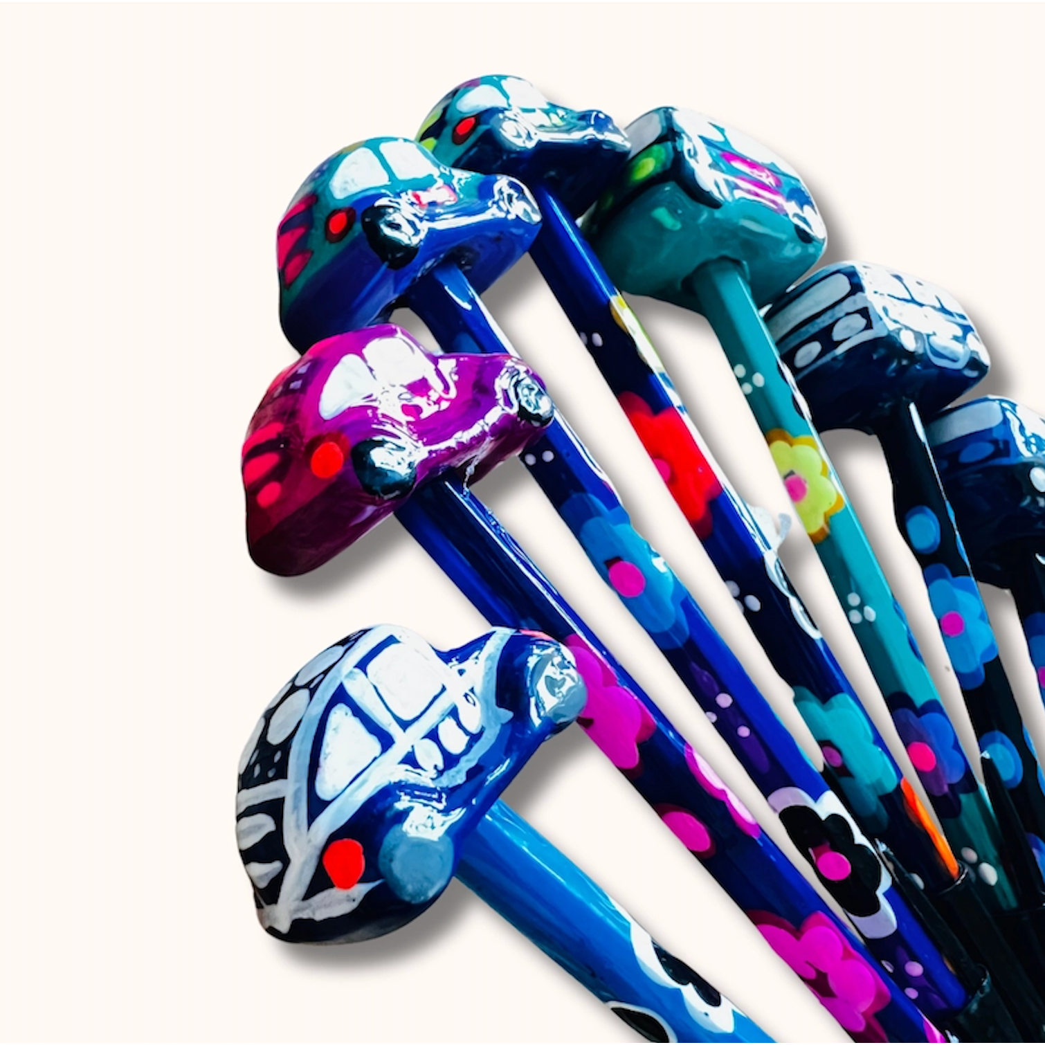 Hand-Painted VW Bug Ceramic Car Ink Pen | Van Flower Pen - Mexico - Osadia Concept Store