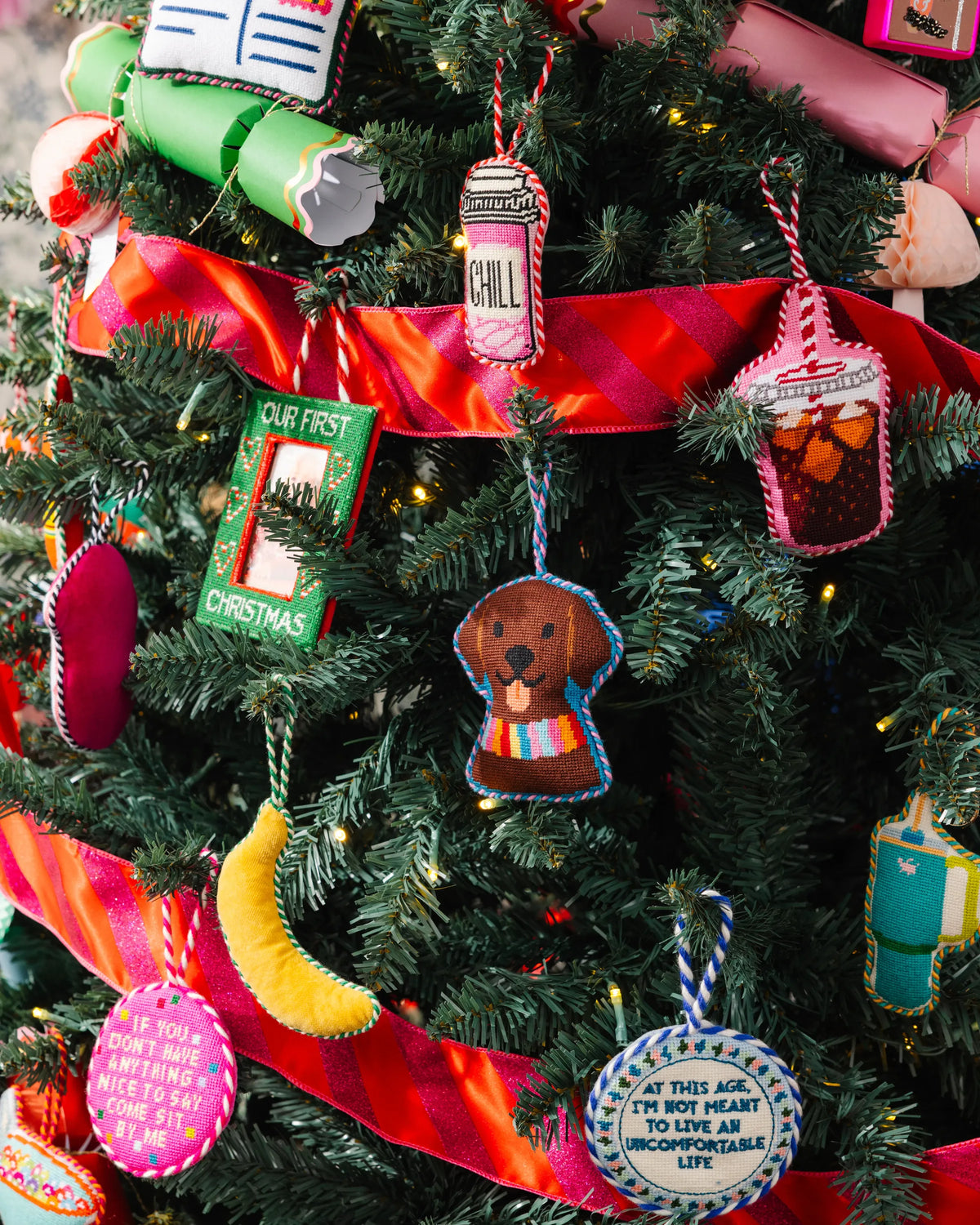 Needlepoint Icon Ornament - Banana