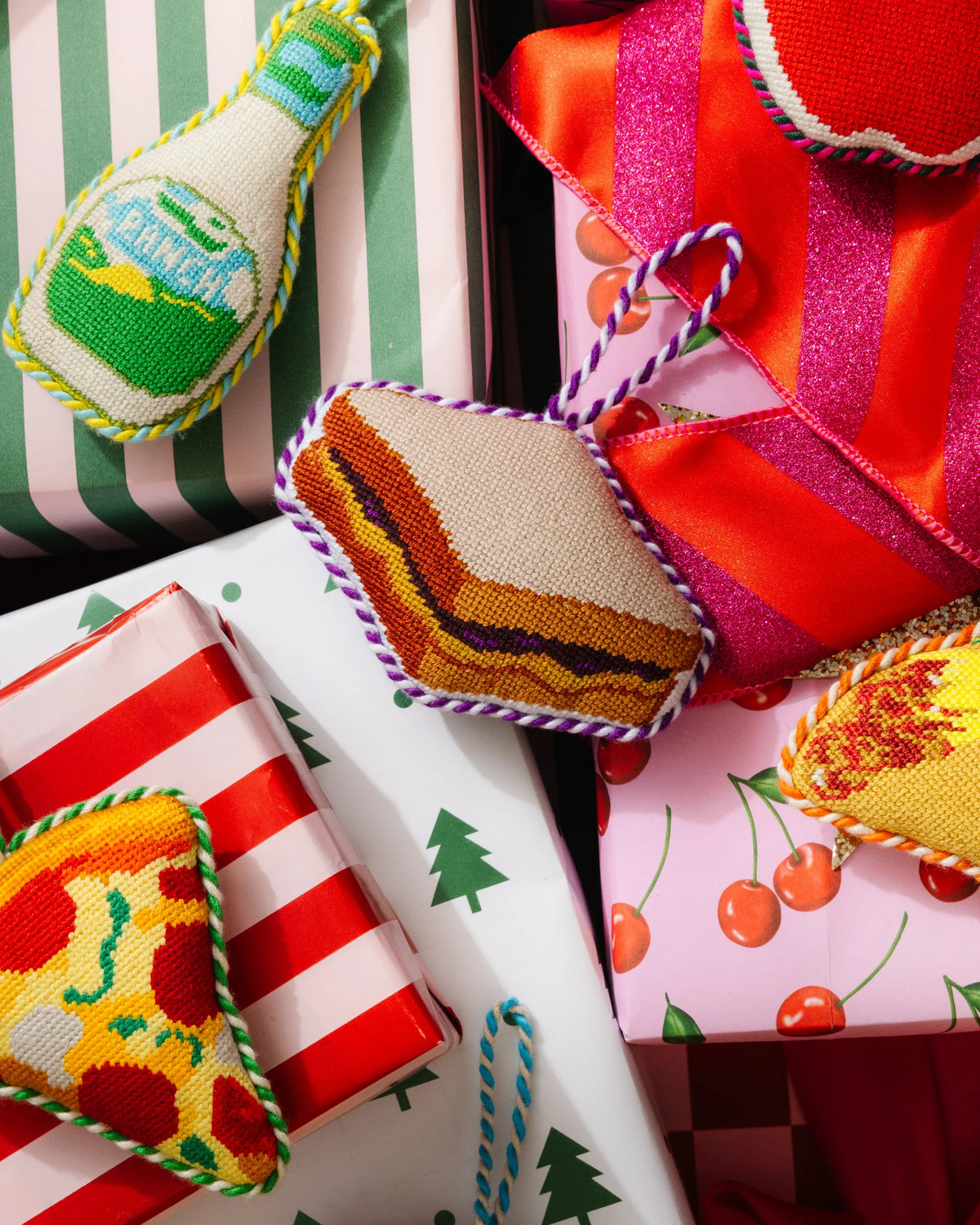 Needlepoint Icon Ornament - PB & J