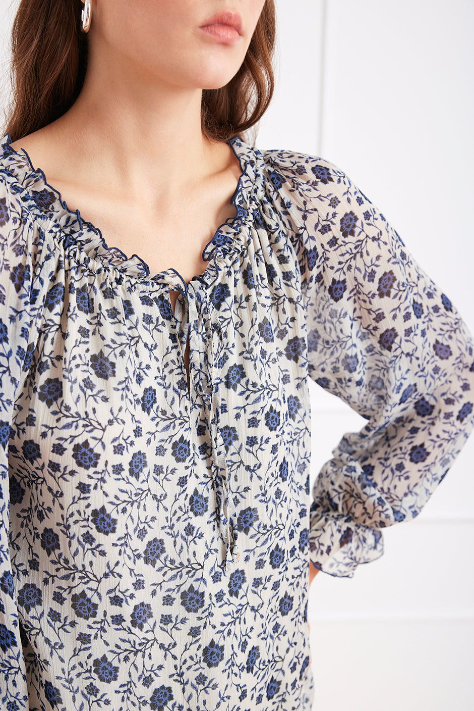 Esme Top in Sapphire Vines - Osadia Concept Store