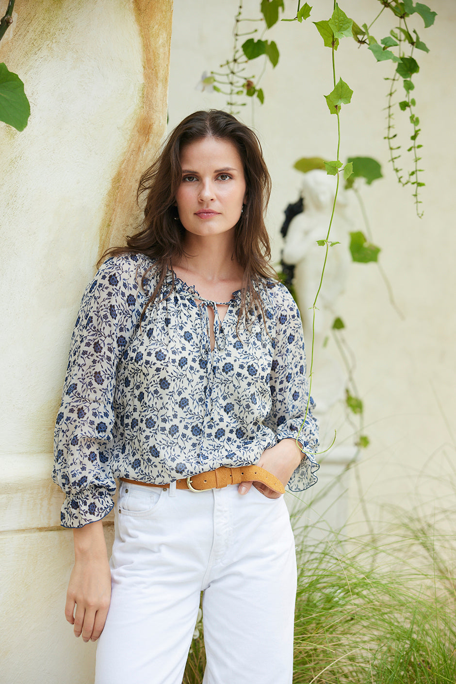 Esme Top in Sapphire Vines - Osadia Concept Store